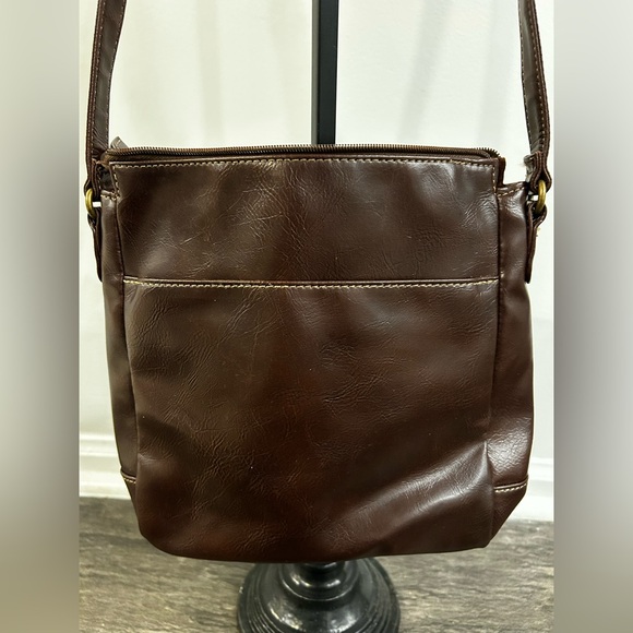 Relic Crossbody - Picture 7 of 9